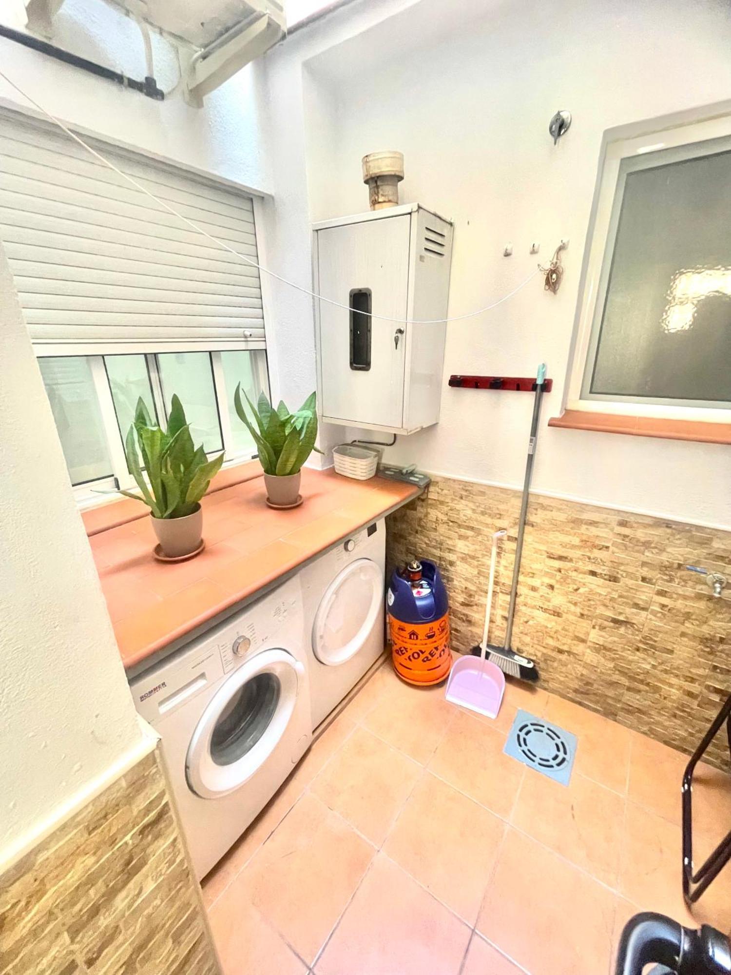 Casita Andaluza Centro Con Parking Sujeto A Disponibilidad Apartment Malaga Luaran gambar